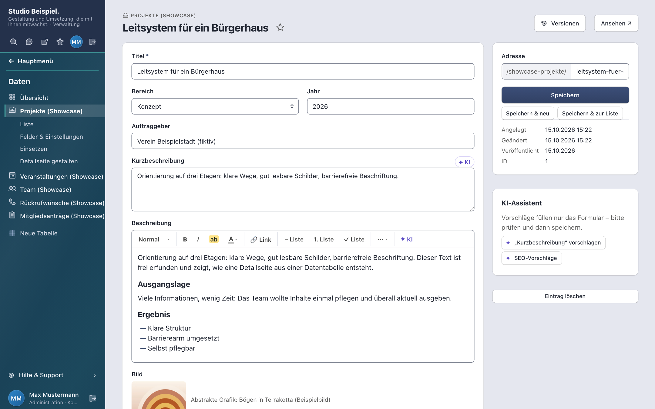 Eintrag „Leitsystem für ein Bürgerhaus“ bearbeiten: Titel, Bereich, Jahr, Auftraggeber, formatierte Beschreibung und Bild; rechts Adresse, Status und KI-Assistent